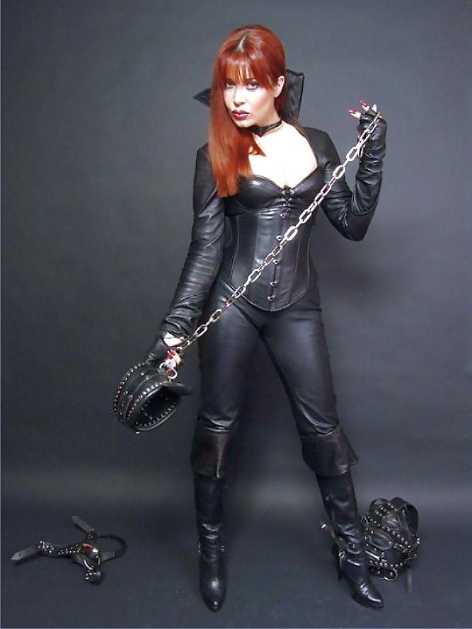 18P More pirate boots! Yum!