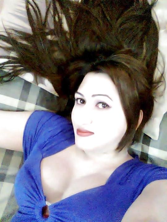 7P Welcome in tunisia..Tunisian Babes need your comments
