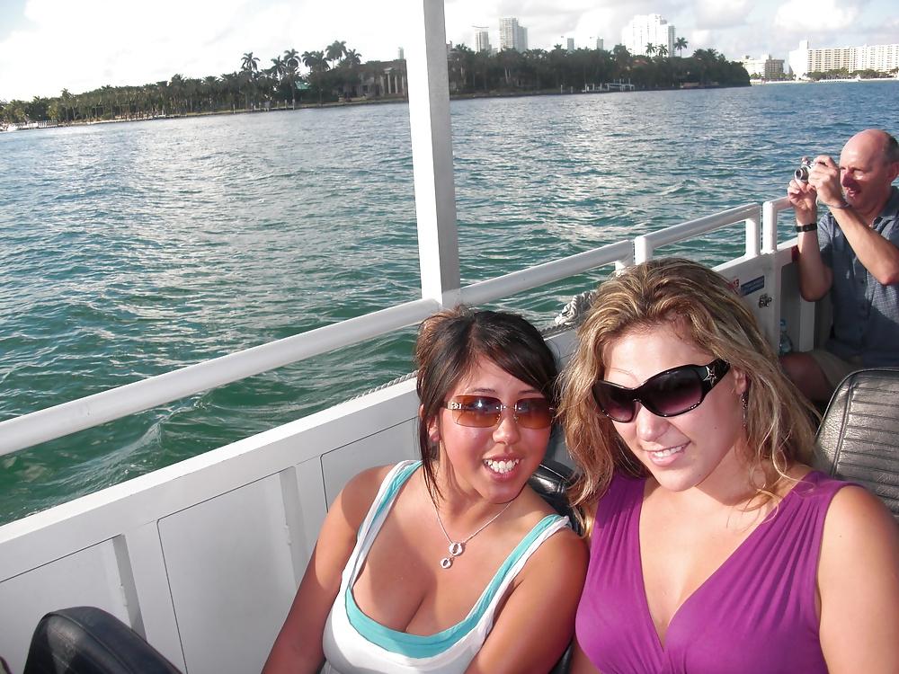 23P Fantastic big boobs!