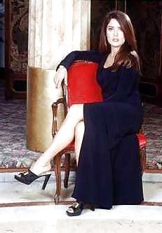 25P Celebrities in High Heels part 2