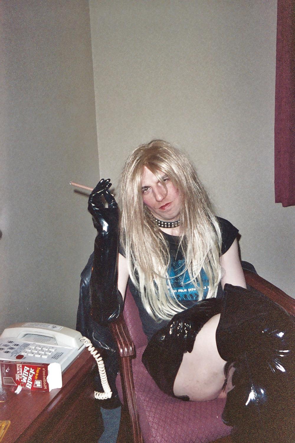 12P Heavy Metal Backstage Slut...