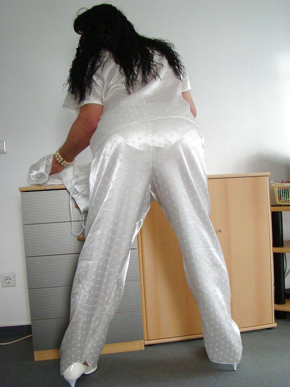25P Viola crossdressing 2013
