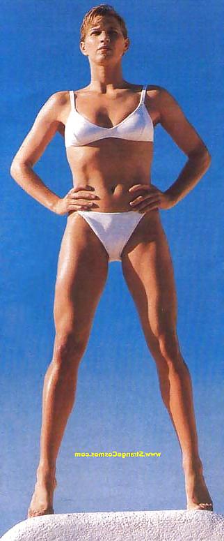 16P Steffi Graf Bikini