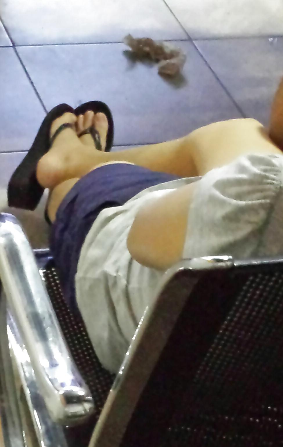 11P Pinay pretty petite with nice legs and feet