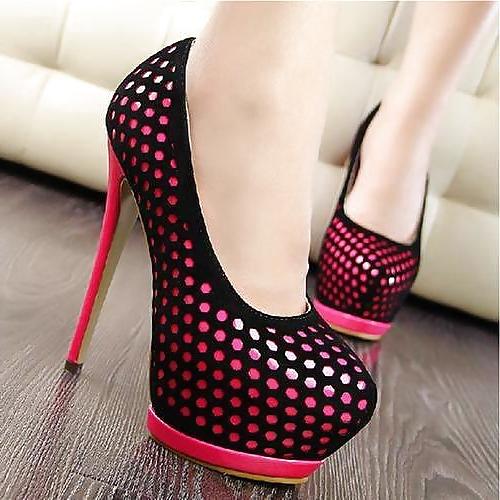 25P Stockings & High Heels