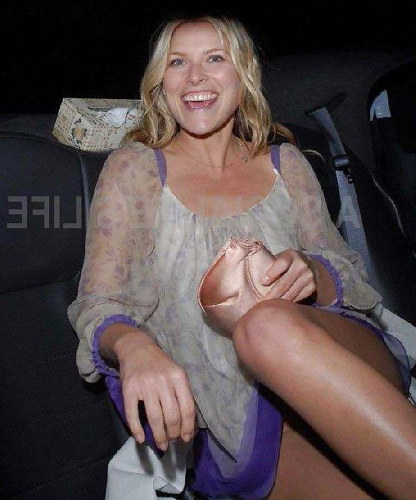 25P Celebrities upskirt4