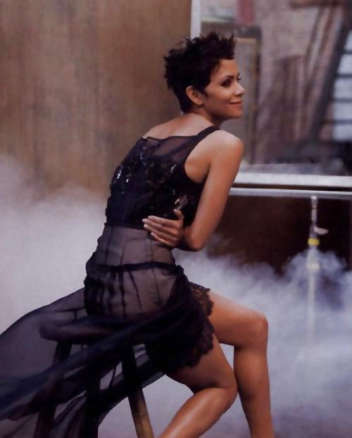 25P Halle Berry mega collection