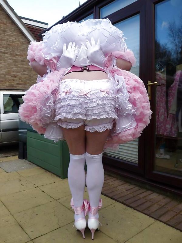 25P You know you want to be mom's sissy