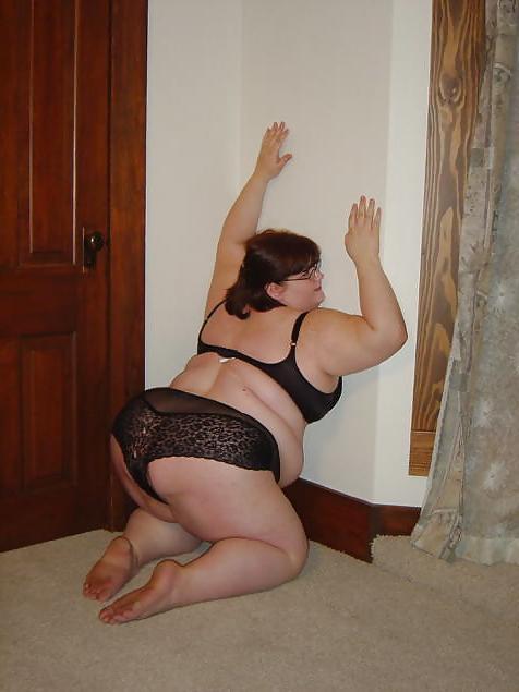 13P Plump cutie