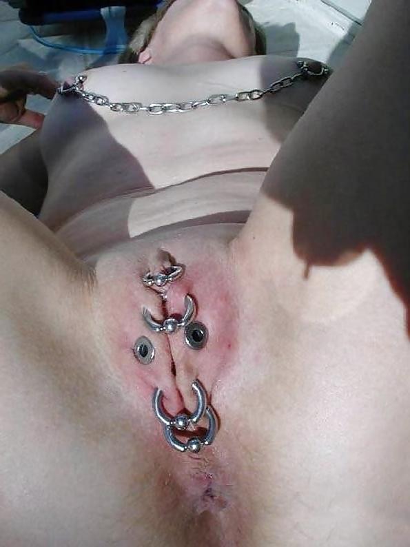 20P WOMEN WITH A PIERCING - WHO IS YOUR FAVOURITE ?