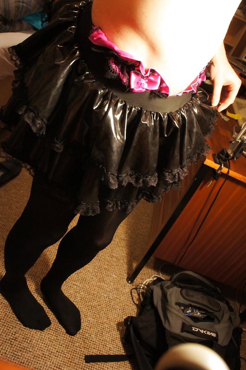 25P Me Sandra Crossdressing in PVC skirt and pink panties