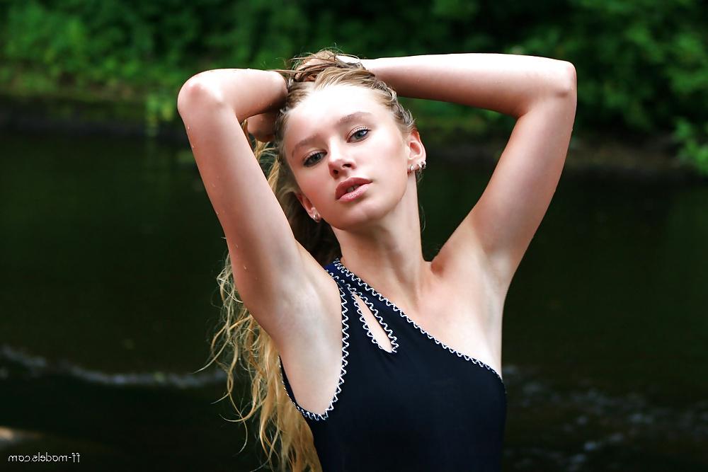 22P Erotic Arts: Ella (Part 2)