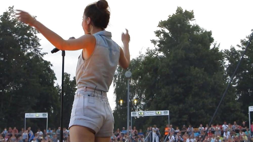25P Lena Meyer-Landrut GEILE JEANS HOT-PANTS!!!!!!!!