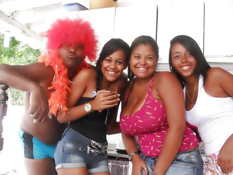 25P Brazilian Girl With Big Boobs