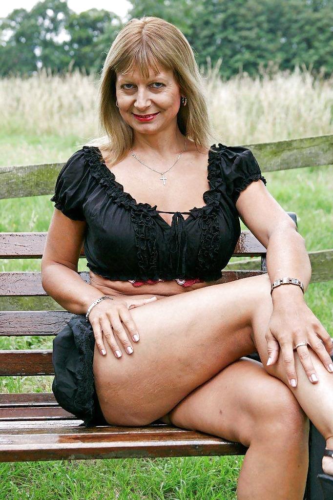 24P Hot Mature big boobs