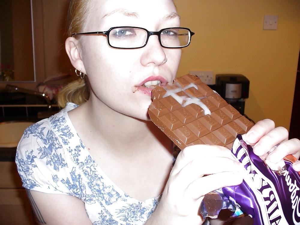 25P Cum and Food