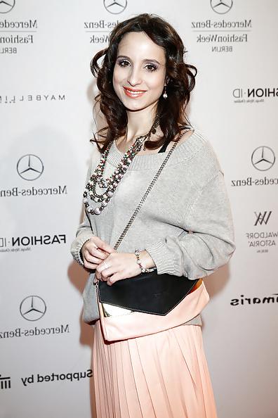 6P German actress Stephanie Stumph