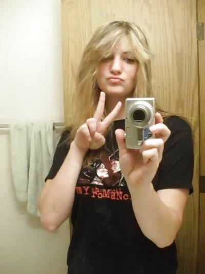 7P Emo Teen Slut