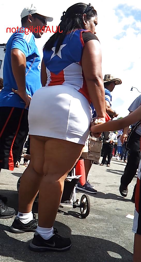 7P HUGE Fat Big BOOTY Rican MILF VOYEUR cellulite skirt!
