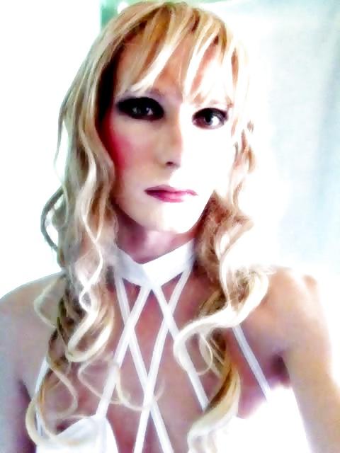 25P Master's Slut Whore  Sandra