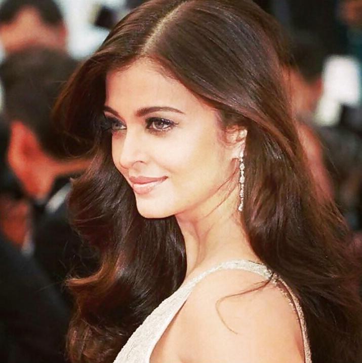 25P Aishwarya Rai: rare pictures - PLEASE COMMENT
