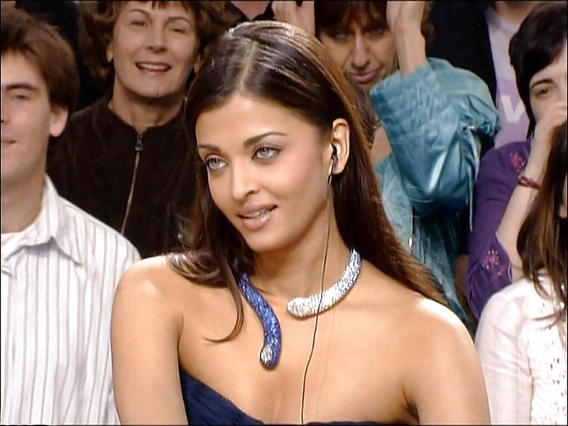 25P Aishwarya Rai: rare pictures - PLEASE COMMENT