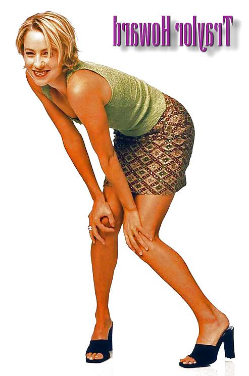 25P Traylor Howard Real & Fake