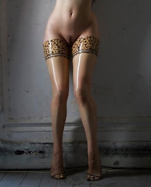 25P Ready for pleasure: Girls in Stockings 8