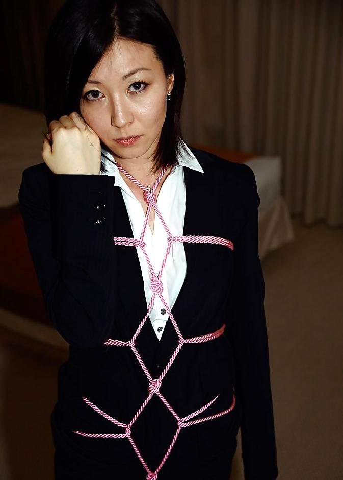 25P Japanese secretary creampie fuck