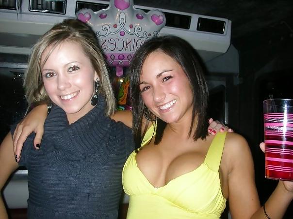 25P Amateurs With Big Boobs