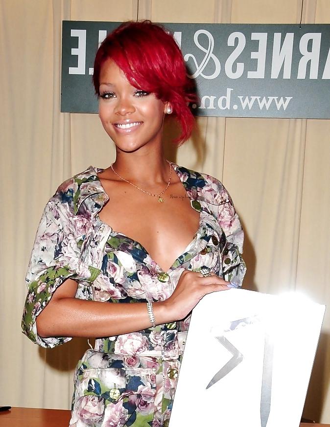 25P Rihanna mega collection 11