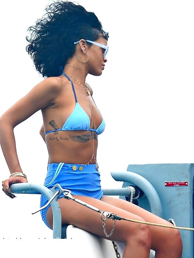 25P Rihanna mega collection 11