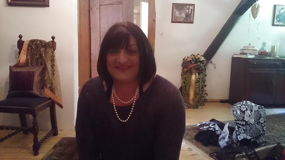 8P Crossdresser