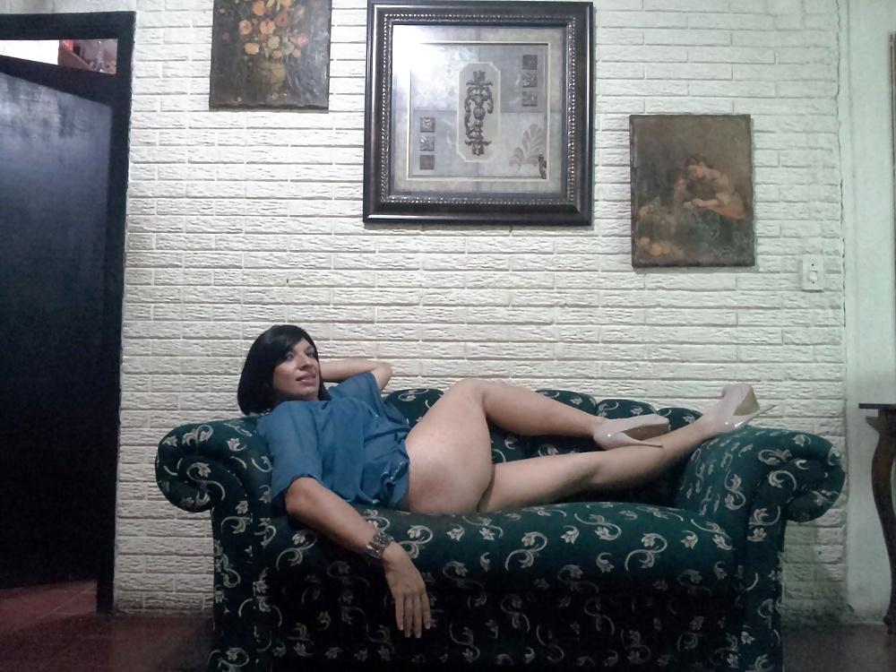 11P Sexy crossdresser posing
