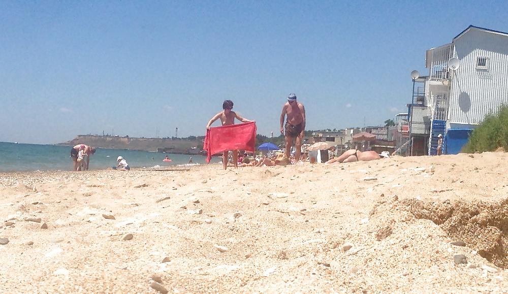 25P Street, beach and underwater