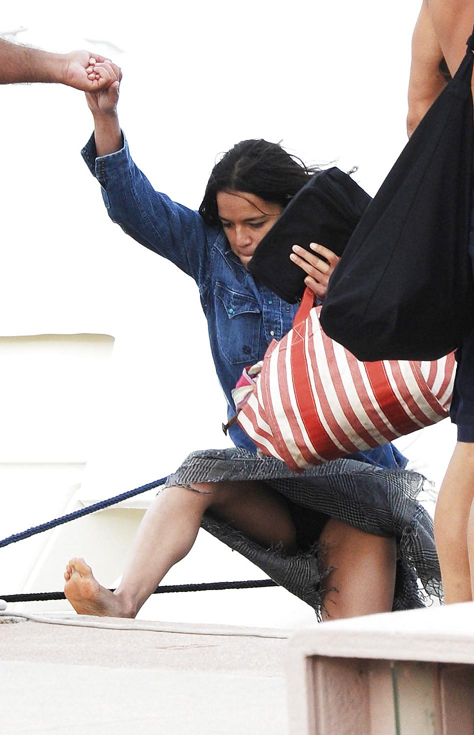 25P Celebrities don't want to be seen like this