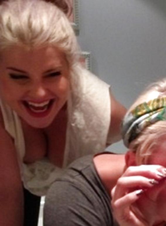 25P Celebrities don't want to be seen like this