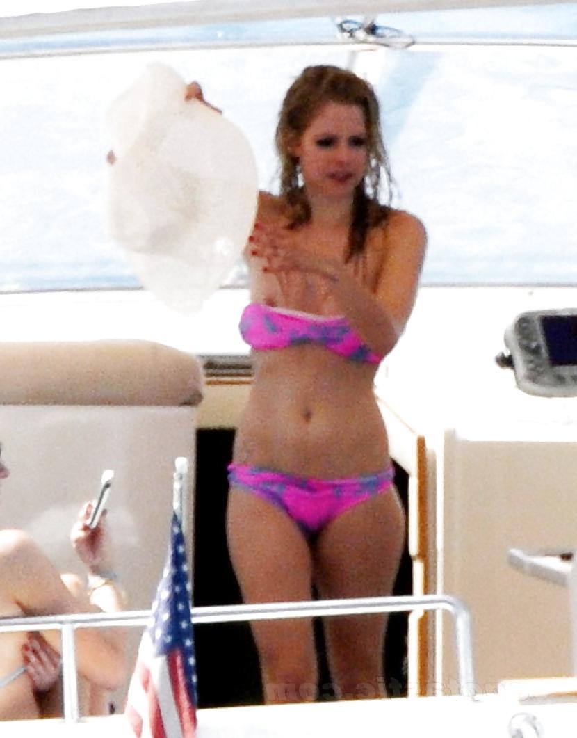 25P Celebrities don't want to be seen like this