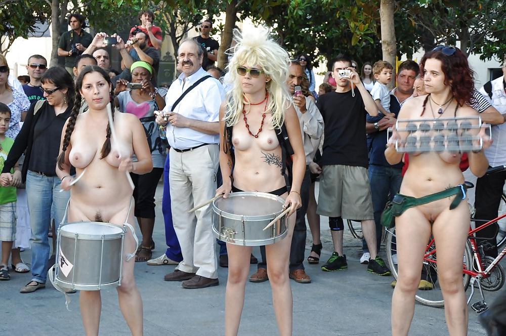 25P Street nude events