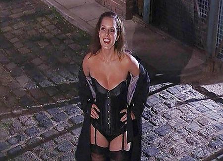19P Celebrities wearing stockings
