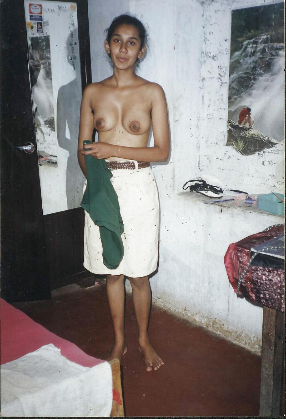 8P Random Sri Lankan teens
