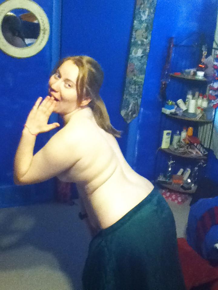25P Amateur redhead 