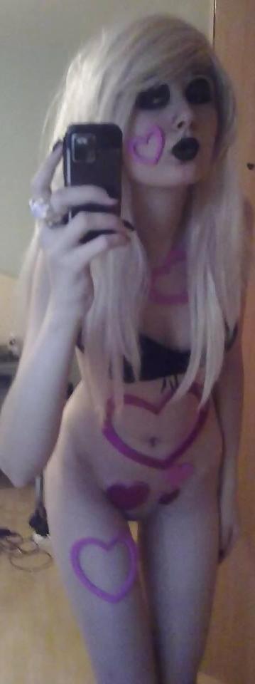 22P Emo Teen Serbia