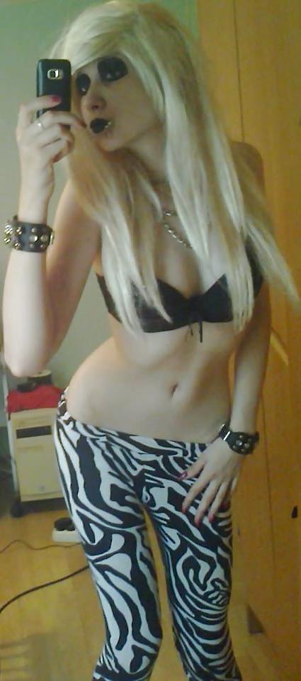 22P Emo Teen Serbia