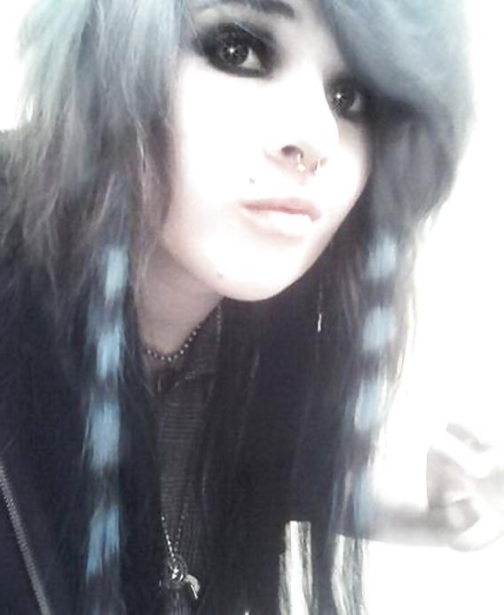25P EMO Gilrs
