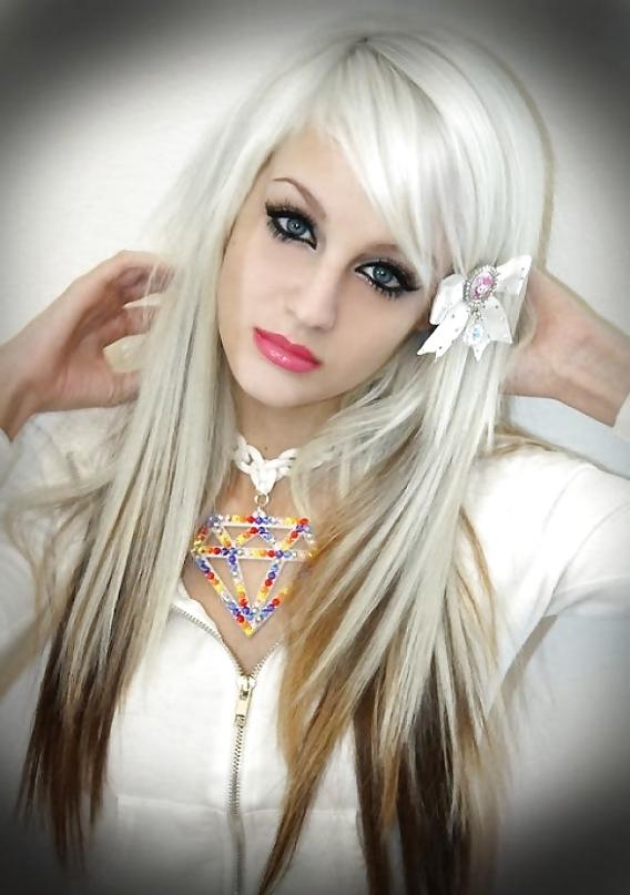 25P EMO Gilrs