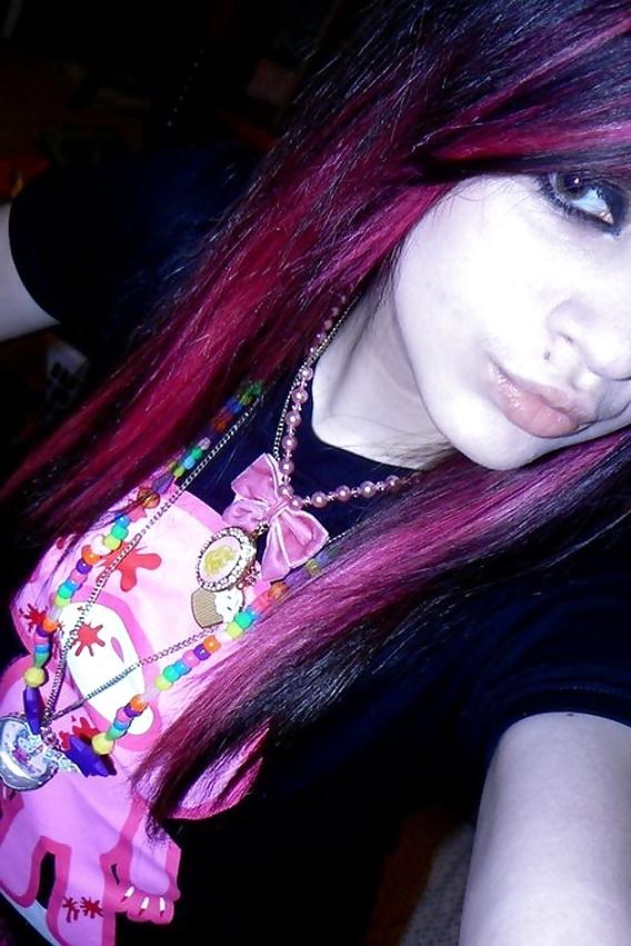 25P EMO Gilrs