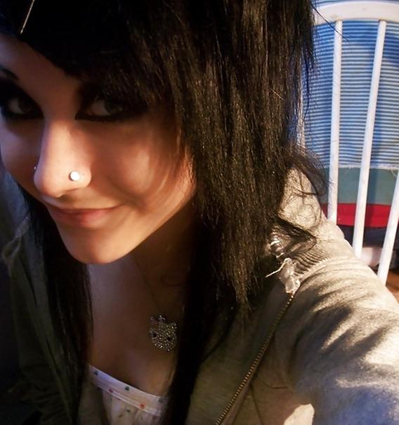 25P EMO Gilrs