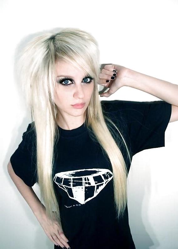 25P EMO Gilrs