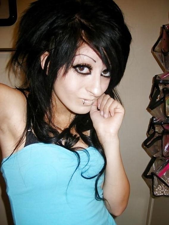 25P EMO Gilrs